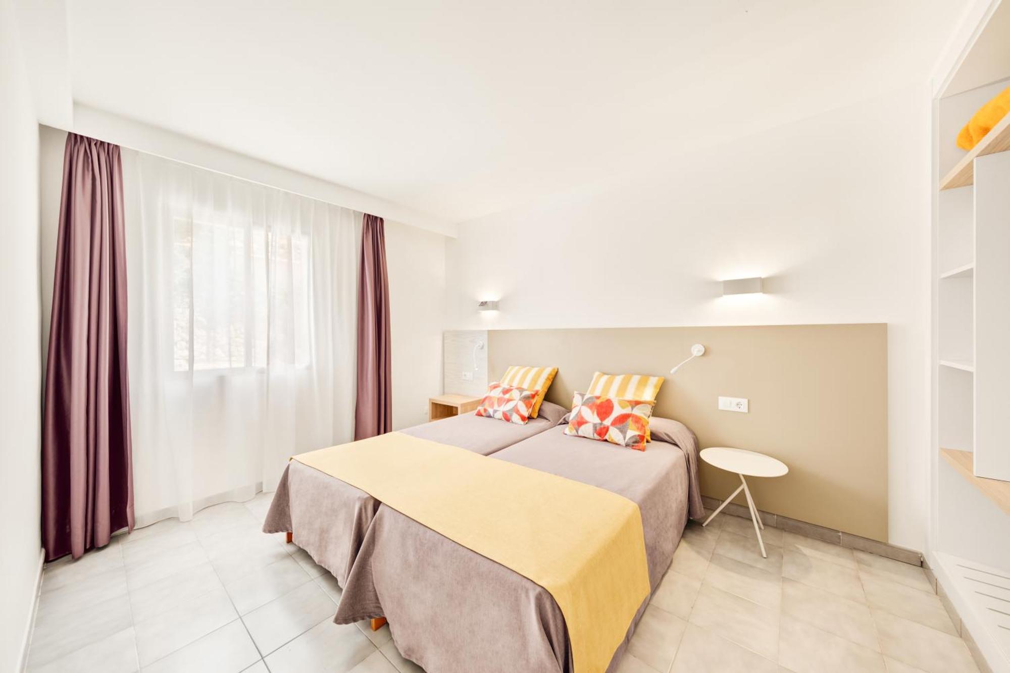 Apartamentos Vista Club Santa Ponsa Exterior photo